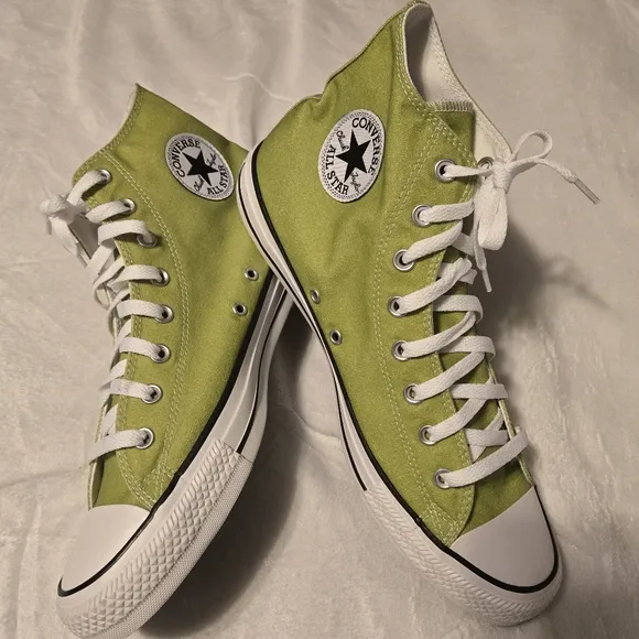 NWOT Limited Edition Unisex Converse All Star High Top Sneakers &quot;Ted&quot; TV