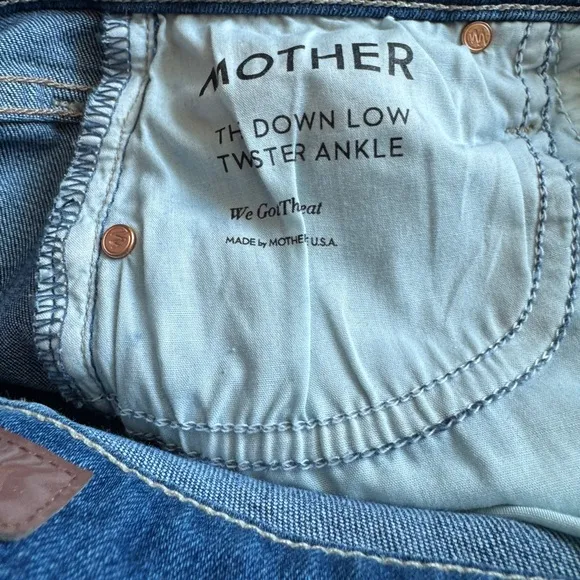 NWOT MOTHER The Twister Flood Ankle Flared Jeans, Size 24. Still In Stores.