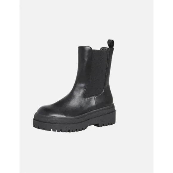 NWOT Good American Chelsea Platform Lug Sole Leather Boots Women’s Size 6.5