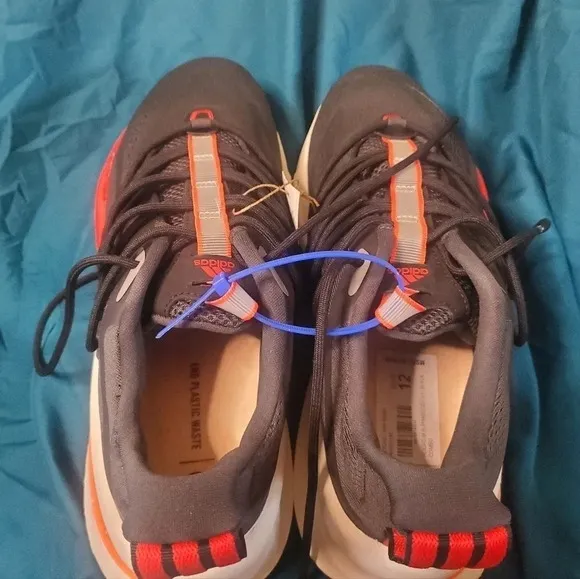 NWT Adidas Men's Alphaboost V1 Shoes - Size 12 - Black Combo - ‎ no box