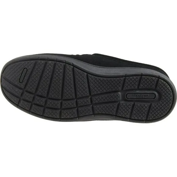 NWT Clarks Men's Suede Faux Fur Lined Scuff Slippers