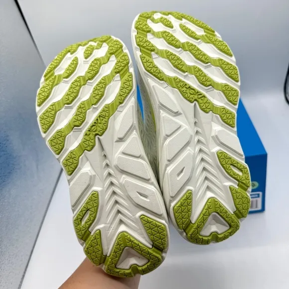 NWT Clifton 8 Hoka One One Running shoes brand new white lime green womens HJK​