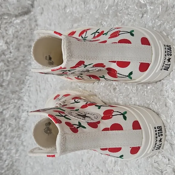 NWT Converse Cherry Platform Hi Tops Sneakers