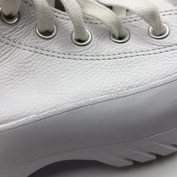 NWT Converse Lugged 2.0 Platform Shoe Sneakers High Top White Leather Womens 10