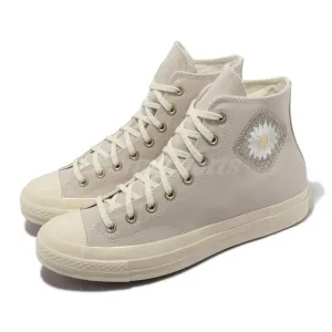 NWT Converse Women's Chuck 70 Sneakers, DesertSand/Egret/LightGold-Size 6