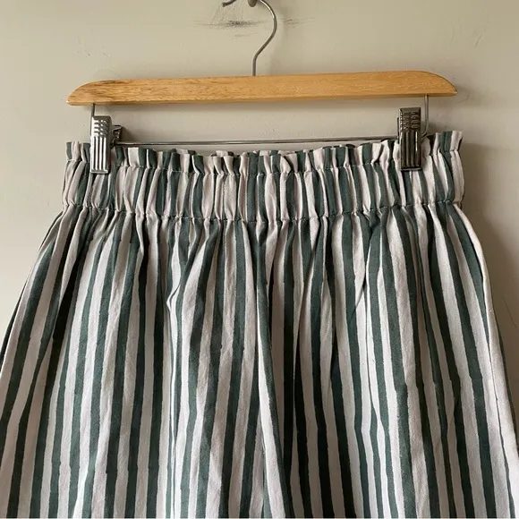 NWT Emerson Fry India Collection Pull On Shorts Moss Stripe Size S