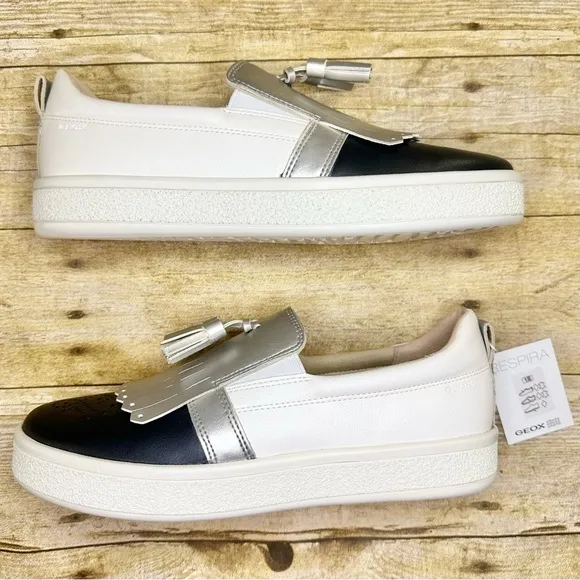 NWT Geox D Leelu Leather Slip-On Sneakers Metallic Silver Tassel Loafer