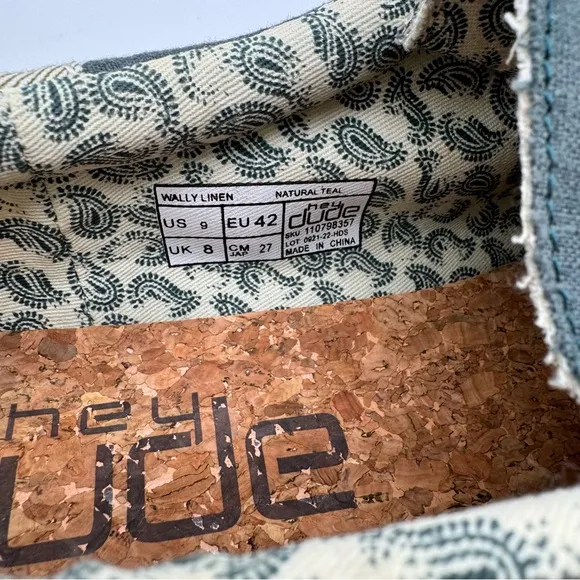 NWT Hey Dude Wally Linen Natural Teal Slip On Shoes Men’s Size 9