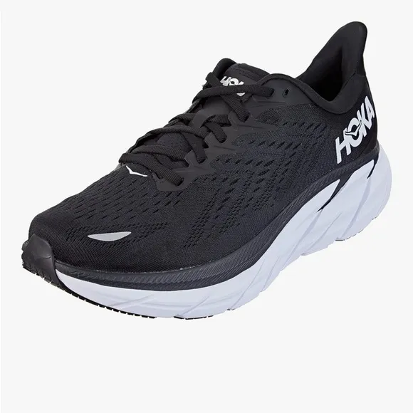 NWT HOKA ONE ONE NIB Women's Clifton 8 Black/White. Size 6 Wide   DS-082