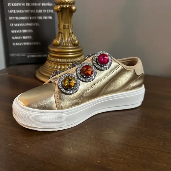 NWT Kurt Geiger London Size 6 Laney Octavia Gold Sneakers