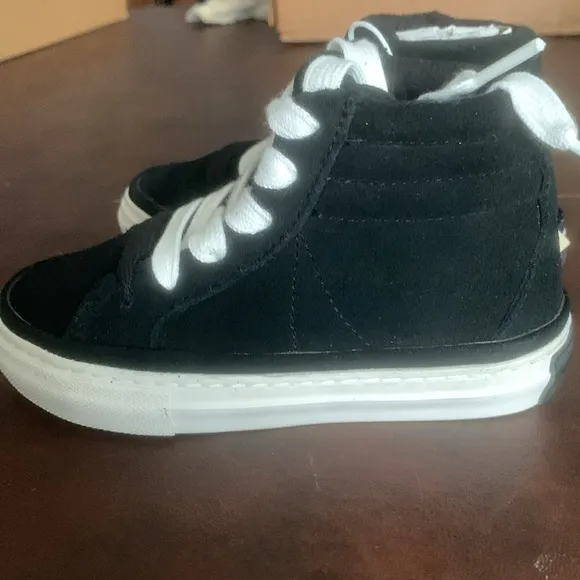 NWT Leather black suede high top sneakers