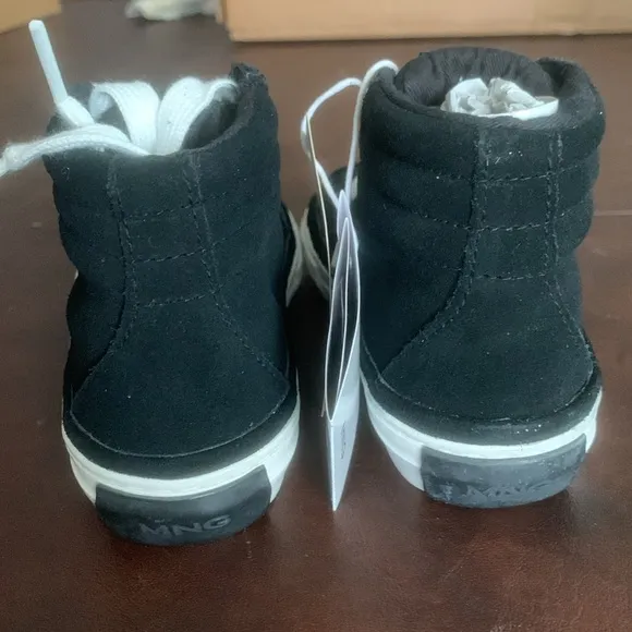 NWT Leather black suede high top sneakers