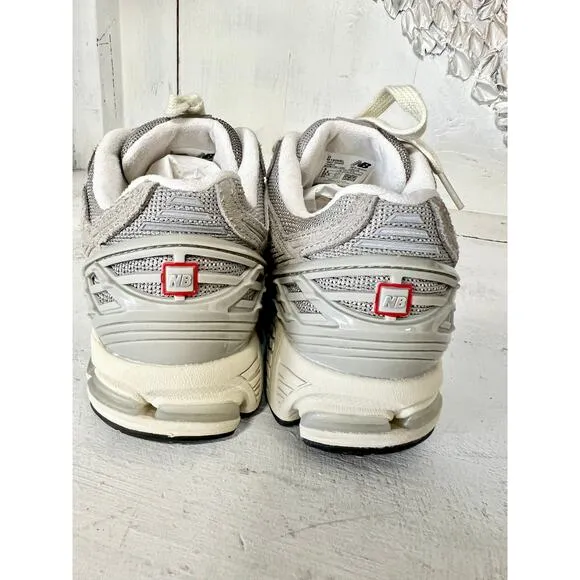 NWT New Balance Mesh Low Top Running Sneakers Gray/Beige M6 / W7.5 - M1906RL