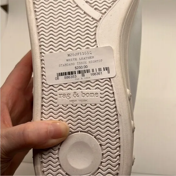 NWT rag &amp; bone Standard Issue High Top Leather Sneakers White. Size 8/38