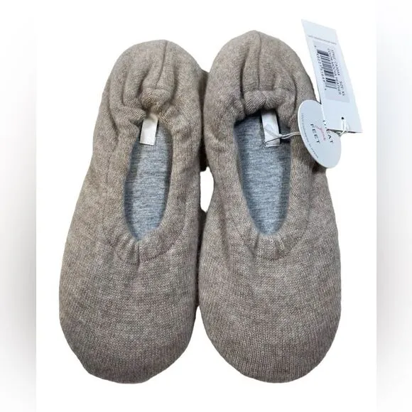NWT SKIN Girls 100% Cashmere Mocha Ballet Slippers House-shoes - Size XS/ 3-4