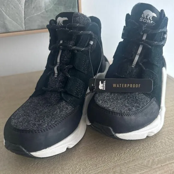 NWT SOREL Kinetic RNEGD Caribou Waterproof Sneakers Black, Sz7 snow shoes