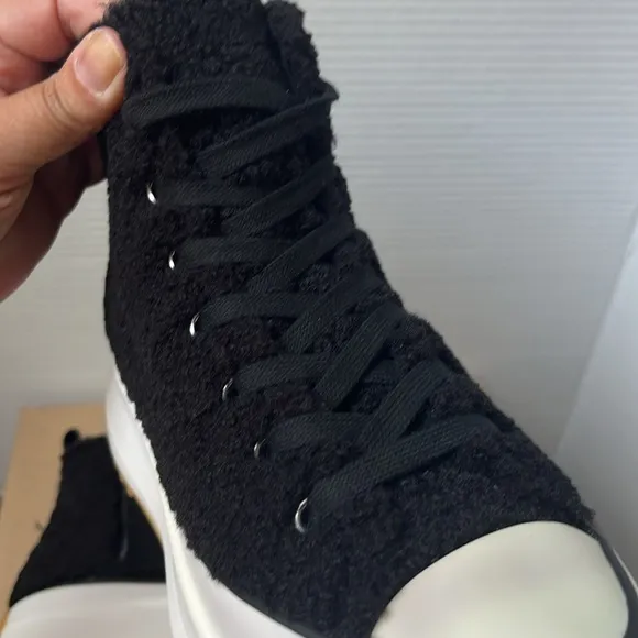 NWT Steve Madden Shaft-F Black Faux Fur High Top Platform Sneakers Size 8