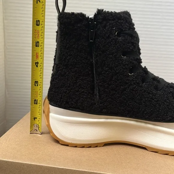 NWT Steve Madden Shaft-F Black Faux Fur High Top Platform Sneakers Size 8
