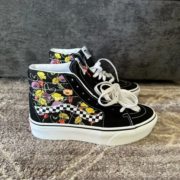 NWT Vans SK8 Hi Top Platform Sneakers Floral Checkered