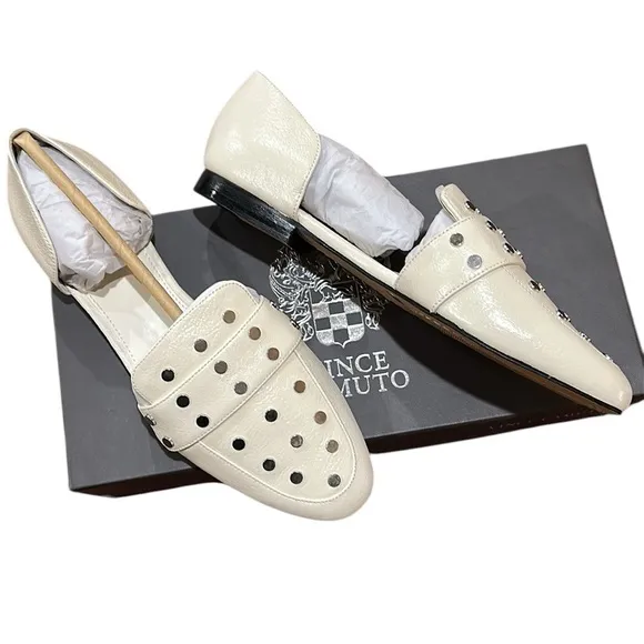 NWT Vince Camuto Cream Studded D’Orsay Leather Loafter Warm White Sz 7.5