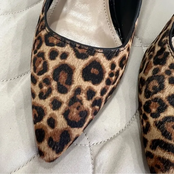 NWT. White House Black Market Elisa Signature Shoes