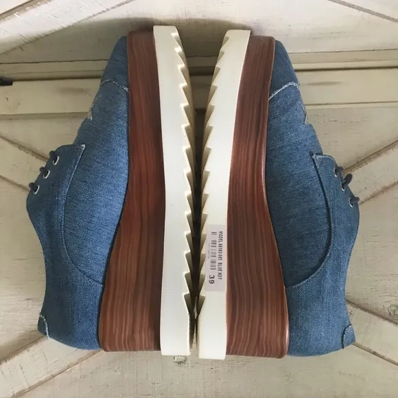NWT y2k Star Denim platform sneakers by Seniorah size 8.5