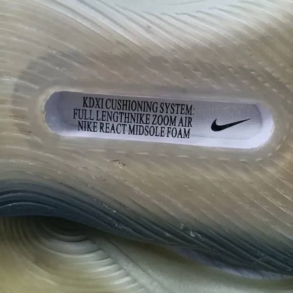 Offwhite x Nike KD11 Men’s Size 10