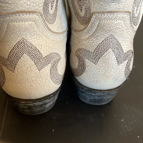OLD GRINGO stitched pattern and quality distressed leather boots.