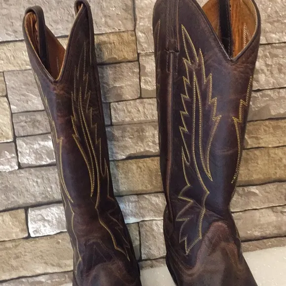Old West western boots