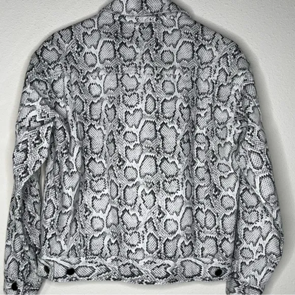 Oliveaceous Python Button Up Jacket, size S NWT