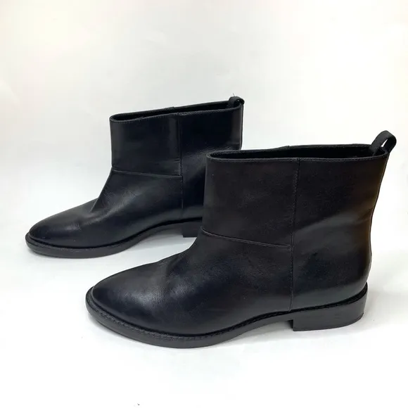 Olivier Theyskens x Theory Black Leather Almond Toe Chelsea Boots EU37