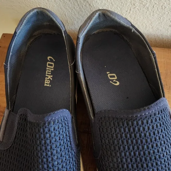 OluKai Mens Navy Lae‘ahi Breathable Slip On Shoes Size 10