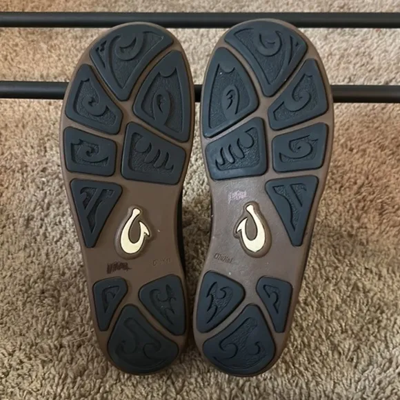 Olukai Ohea slip on footshape shoes - Mens 9