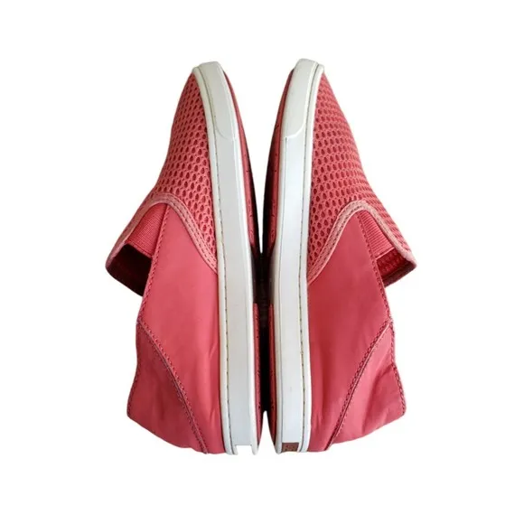 Olukai Pehuea Slip-On Sneakers Women's Size 7 Coral Mesh Red Tennis Shoes