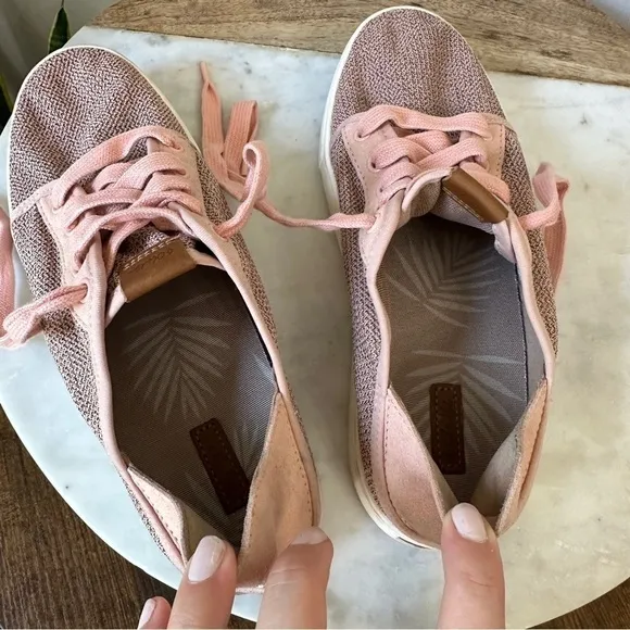 Olukai slip on flat sneaker Blush pink Pehuea Li Shoes women’s size 9