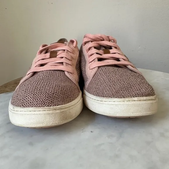 Olukai slip on flat sneaker Blush pink Pehuea Li Shoes women’s size 9