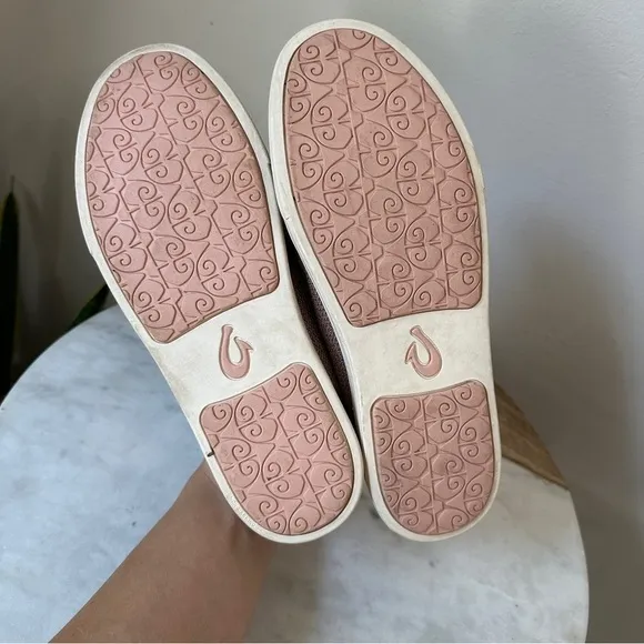 Olukai slip on flat sneaker Blush pink Pehuea Li Shoes women’s size 9