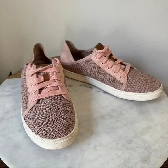 Olukai slip on flat sneaker Blush pink Pehuea Li Shoes women’s size 9