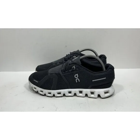 On Cloud 5 Athletic Shoes Black White Sneakers 59.98919 Running Mens Size 8