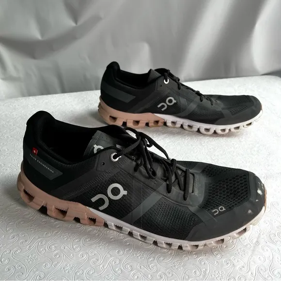On Cloud Cloudflow Womens 11 Running Shoes Rock Rose Helion Cloudtec Swiss Shoe