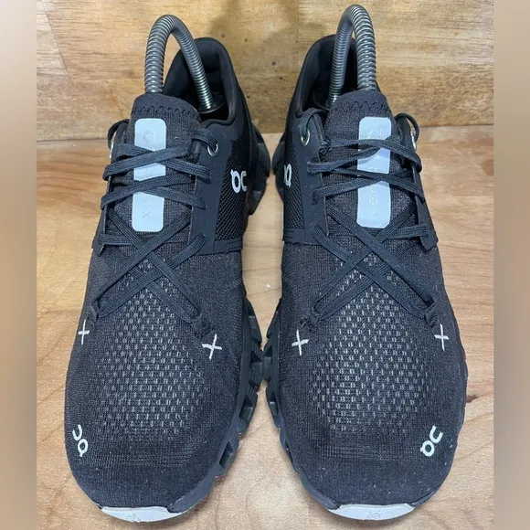 On Cloud X 3 REFLECTIVE Womens Size 7 Running Shoes Sneakers Black Silver