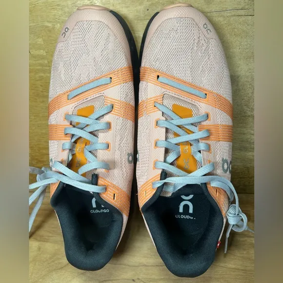 On Cloudgo REFLECTIVE Womens Size 8 Running Shoes Sneakers Rose Magnet Orange