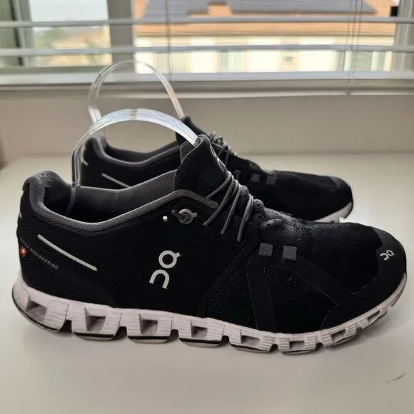 On Running Cloud 5 Sneakers W10 Black White Mesh Tennis Shoes Athletic Training