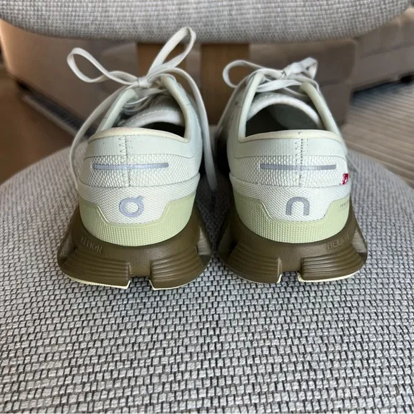On Running Cloud X 3 Sneakers in Green, New without Box