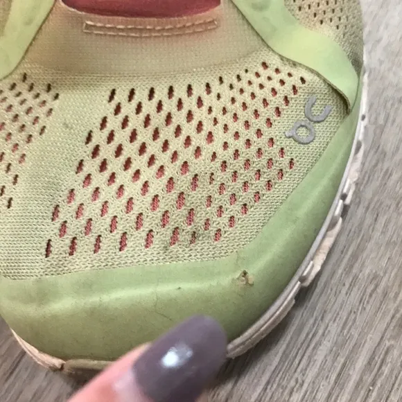 On Running Cloudflow Mesh Rock Rose Tennis Shoes