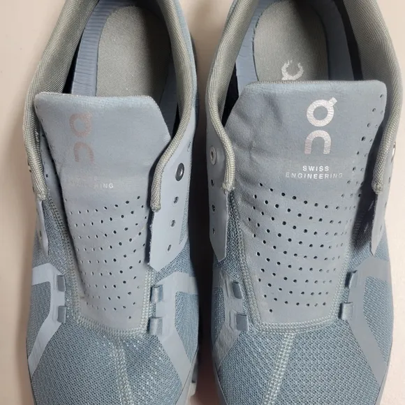 On Running On Cloud Wateproof Mesh Men's Blue Running Shoes.