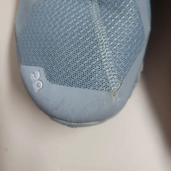 On Running On Cloud Wateproof Mesh Men's Blue Running Shoes.