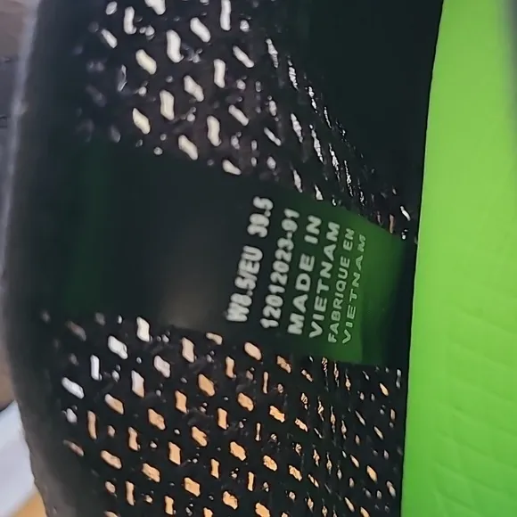 OOFOS Oomega Chukka Mesh Shoes