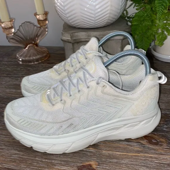 Outdoor Voices Hoka Clifton 4 Athleisure Athletic Shoes Running Sneaker Womens 7