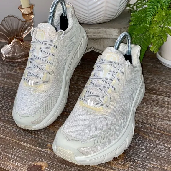 Outdoor Voices Hoka Clifton 4 Athleisure Athletic Shoes Running Sneaker Womens 7